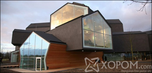 Швейцарийн архитектурын Herzog & de Meuron фирмээс тавилгын алдартай компанид барьж өгсөн барилга