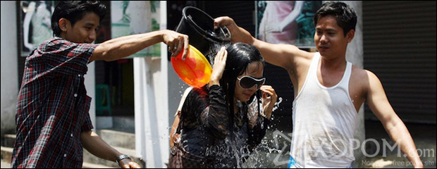 Тайландын Songkran фестивалийн хөгжилтэй дүр зураг [15 зураг]