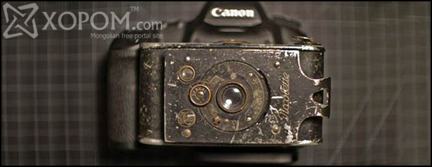 Зуун жилийн настай линз бүхий Canon 5D Mark II дижитал аппарат